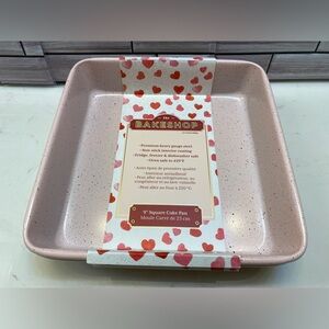 The Bakeshop❤️ 9” pink Cake Pan Premium heavy gauge Steel Non Stick NEW